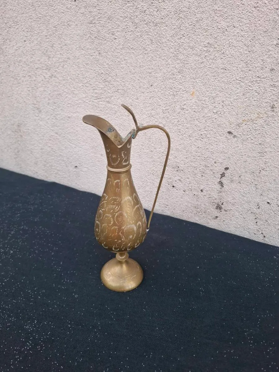 Brass jug postage possible - Image 1