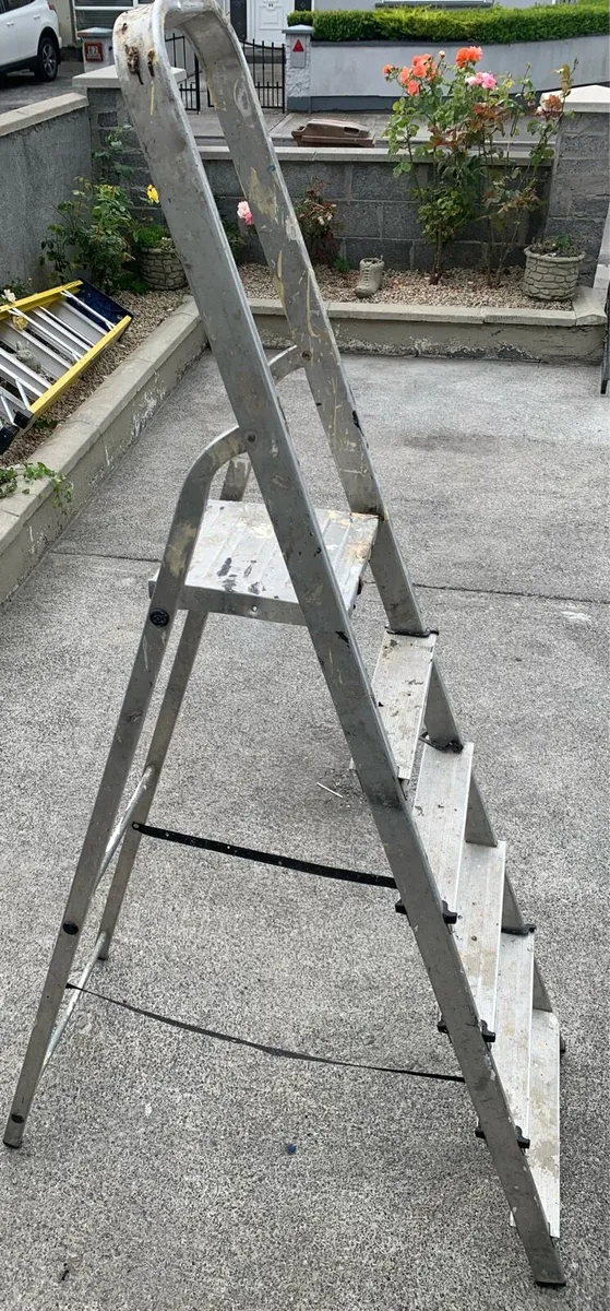 Ladders - Image 3