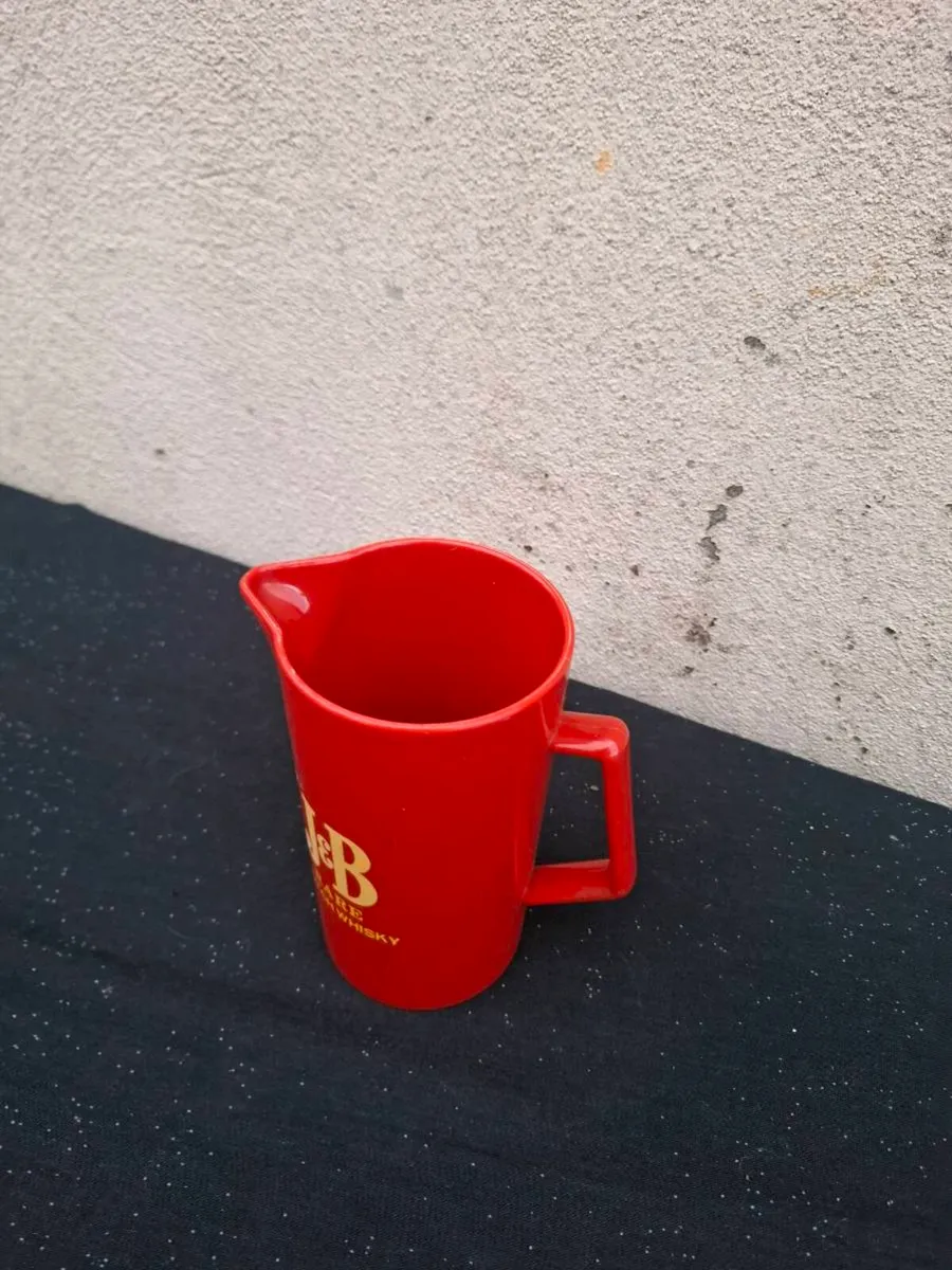 JandB whiskey pitcher postage possible - Image 2