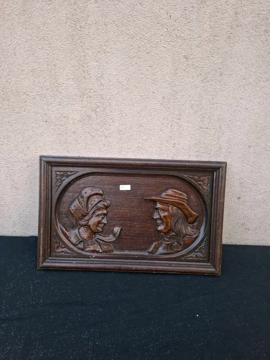 Wood brittany engraved frame postage possible - Image 1