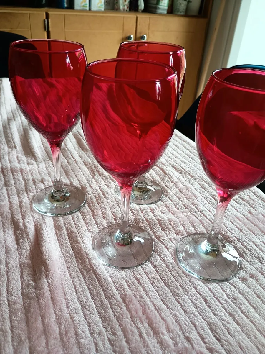 Glassware - Image 4