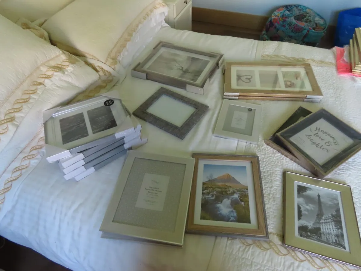 Photograph Frames - Image 2