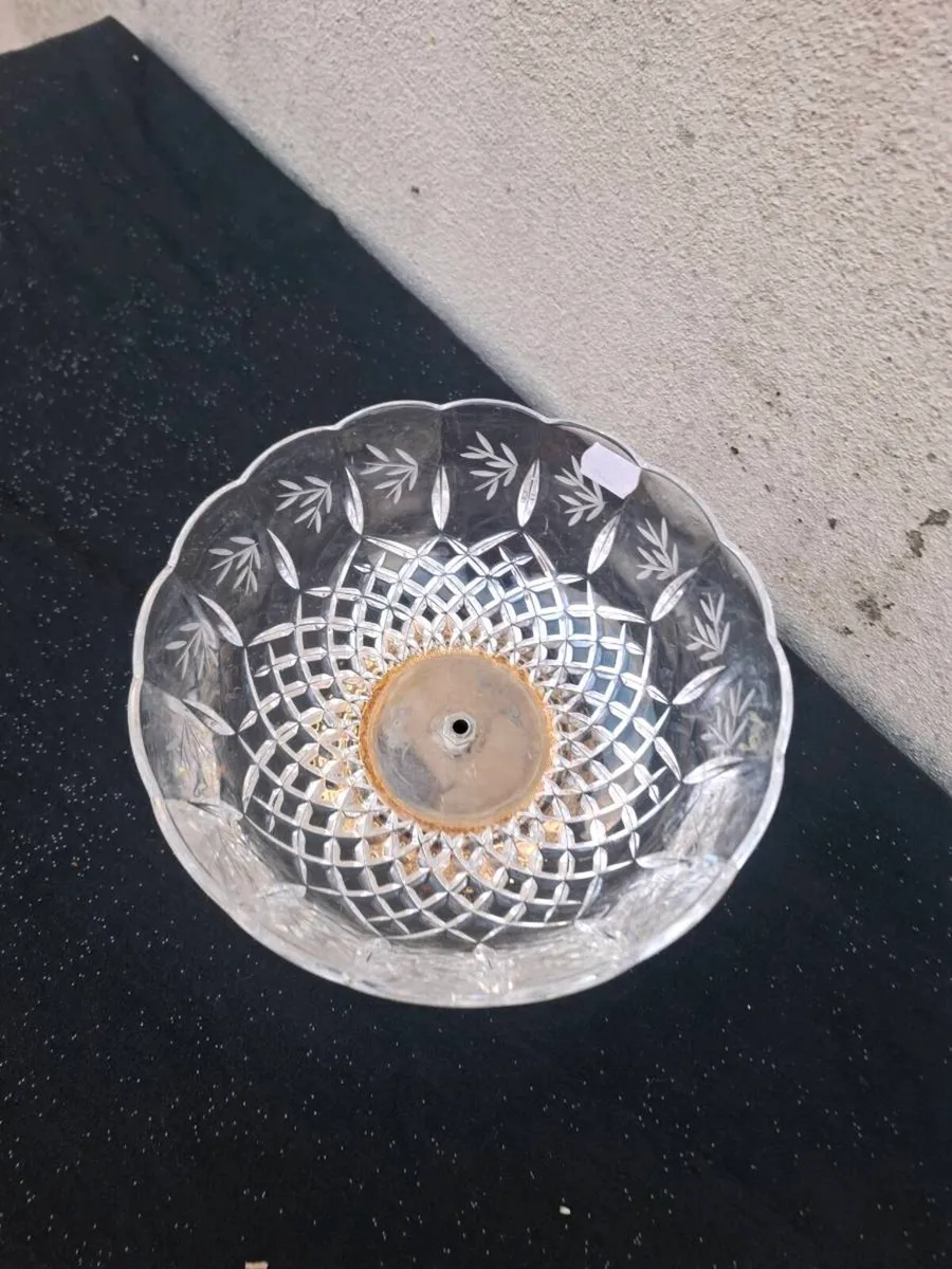 Crystal engraved fruit bowl - Image 2