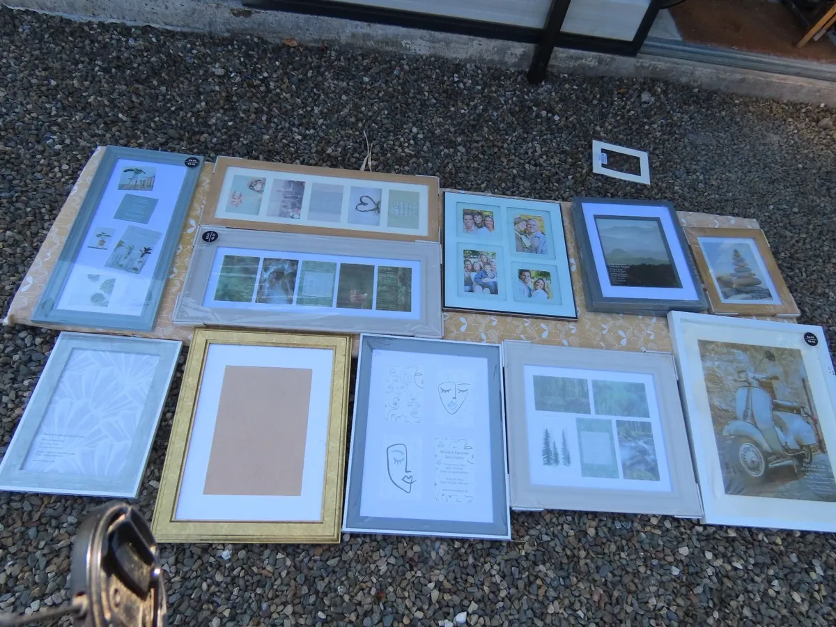 Photograph Frames - Image 3