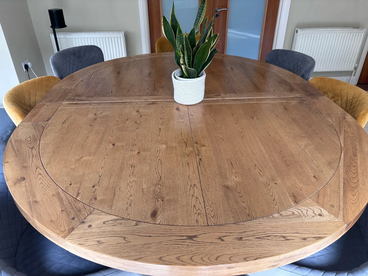 Large oak dining table and 8 upholstered chairs - Image 4