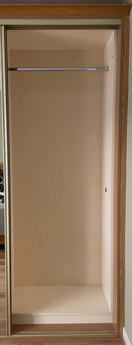 Sliding doors wardrobe - Image 3