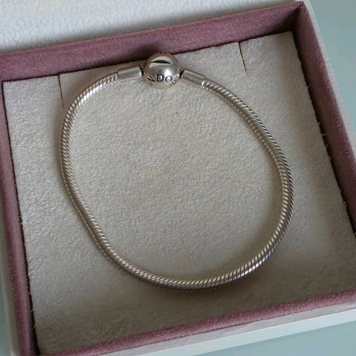 Pandora bracelet moments claps very good condition - Image 2