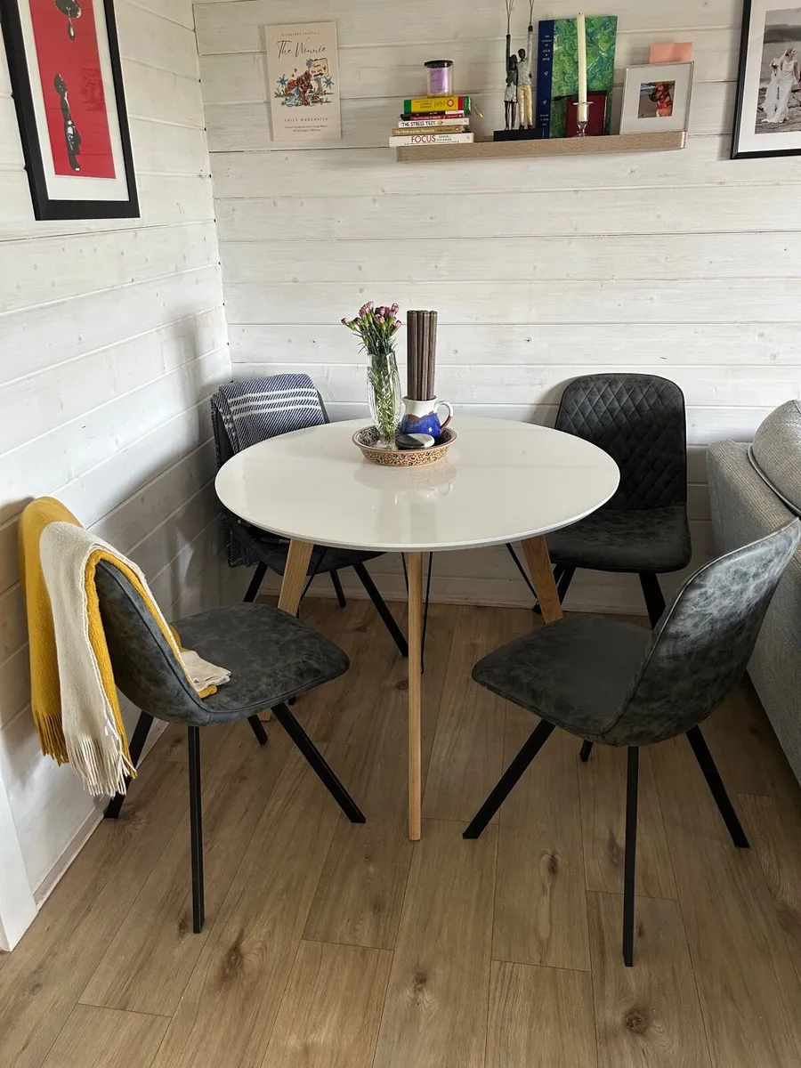 Dining Table - Image 2