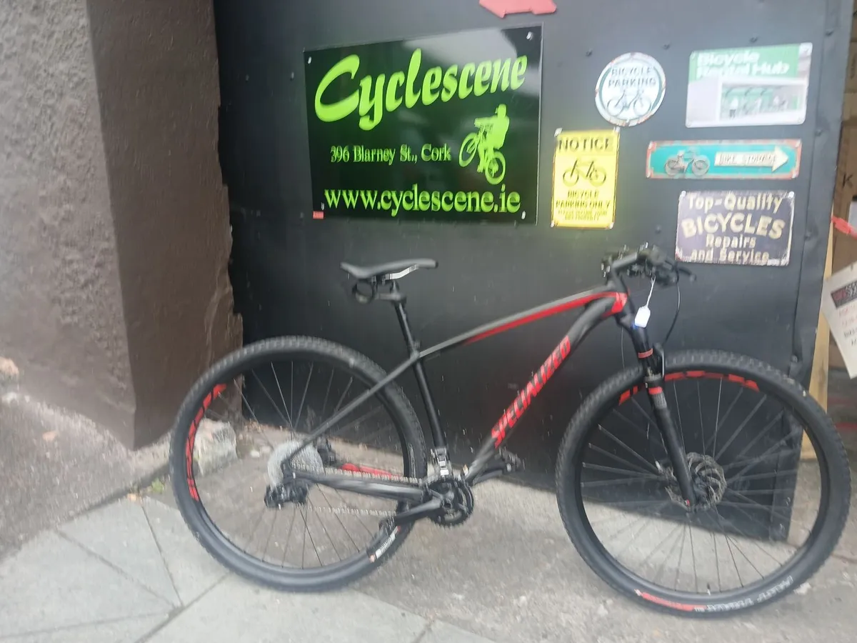SPECIALIZED STUMPJUMPER