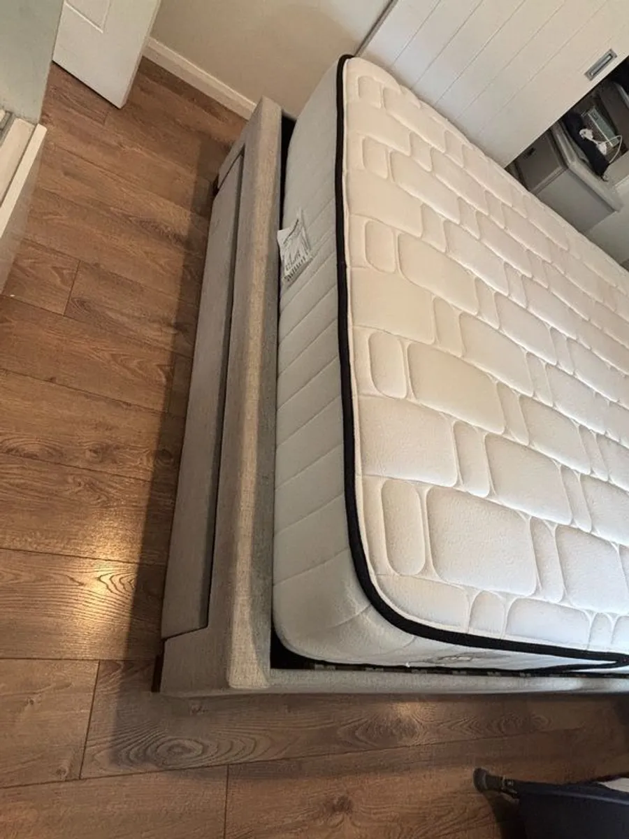 King size bed and mattress - Image 3