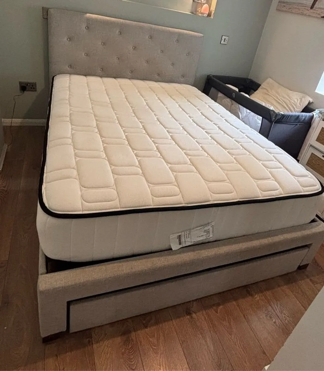 King size bed and mattress - Image 1