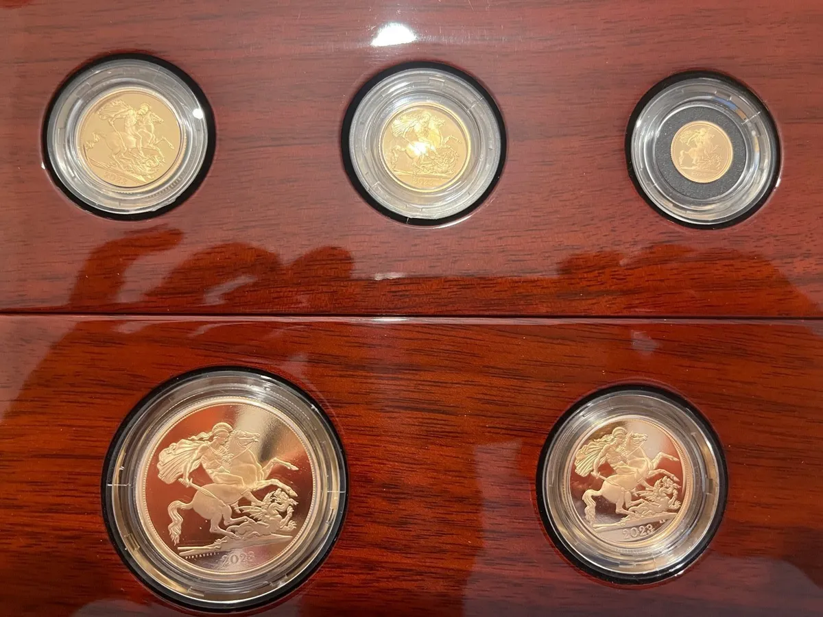 The Coronation Five-Coin Gold Proof Set - Image 3