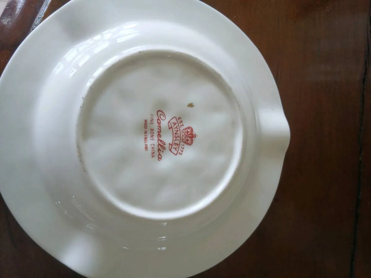 1960s Aynsley fine bone guided ashtray - Image 4