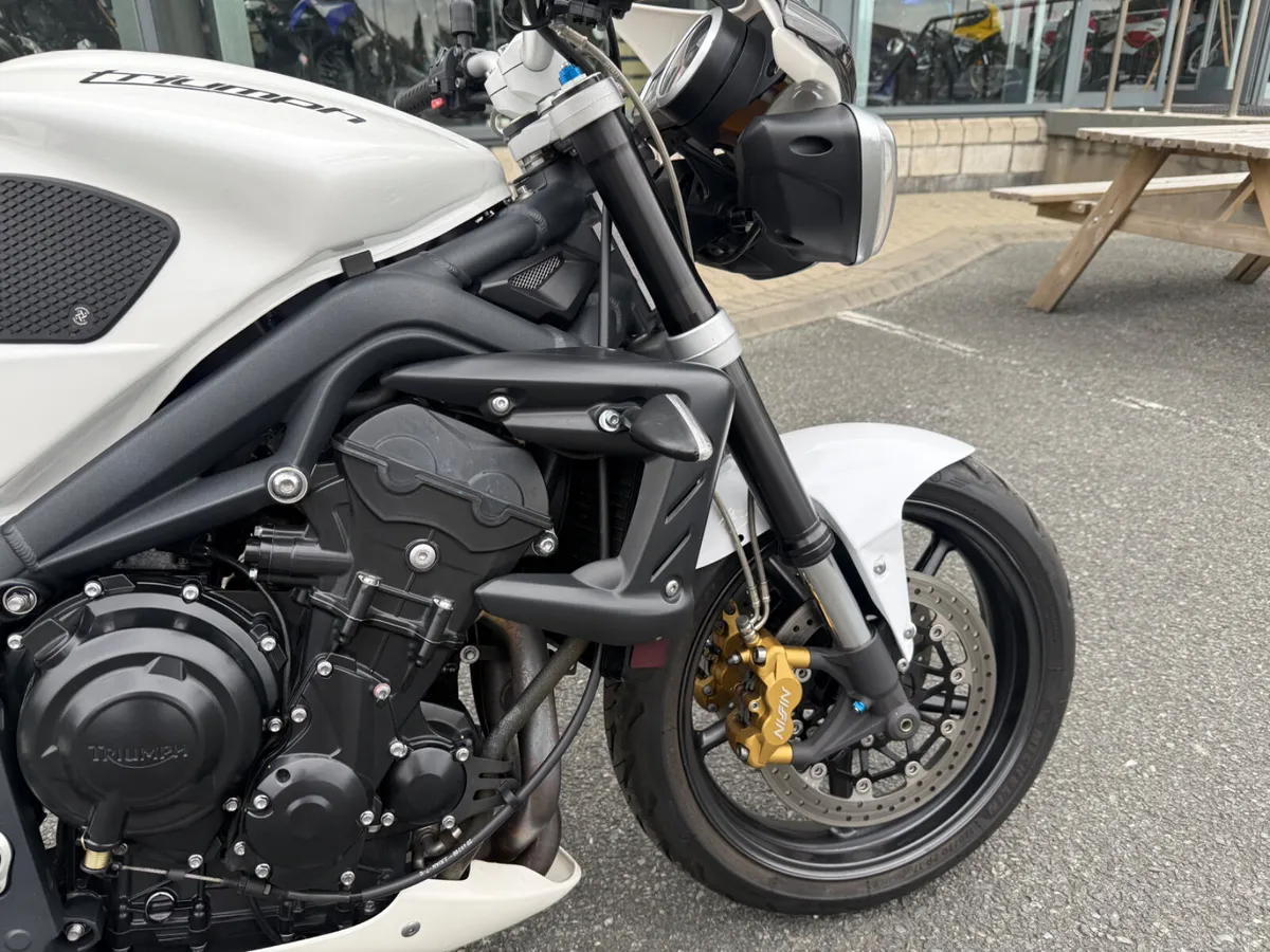 2012 Triumph 675 Street Triple R - Image 2