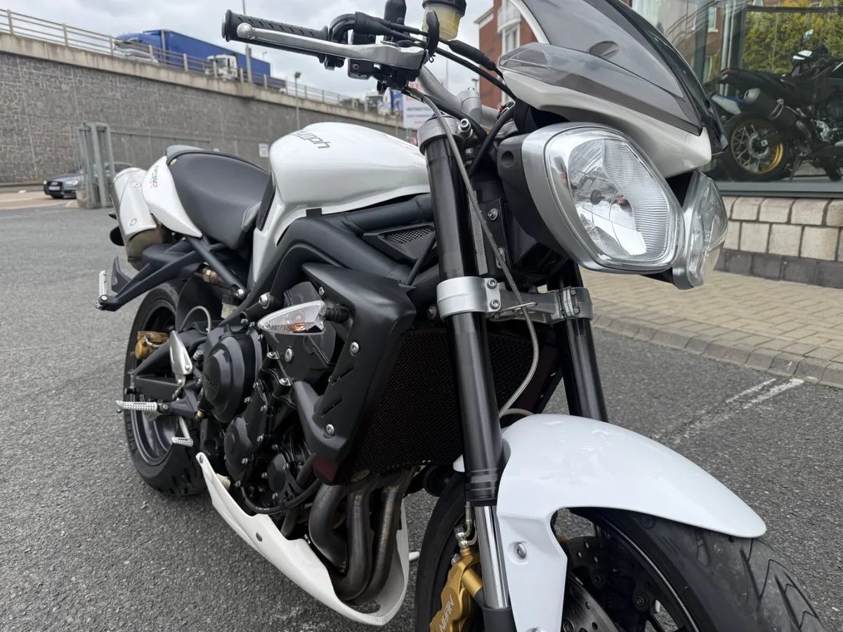 2012 Triumph 675 Street Triple R - Image 4
