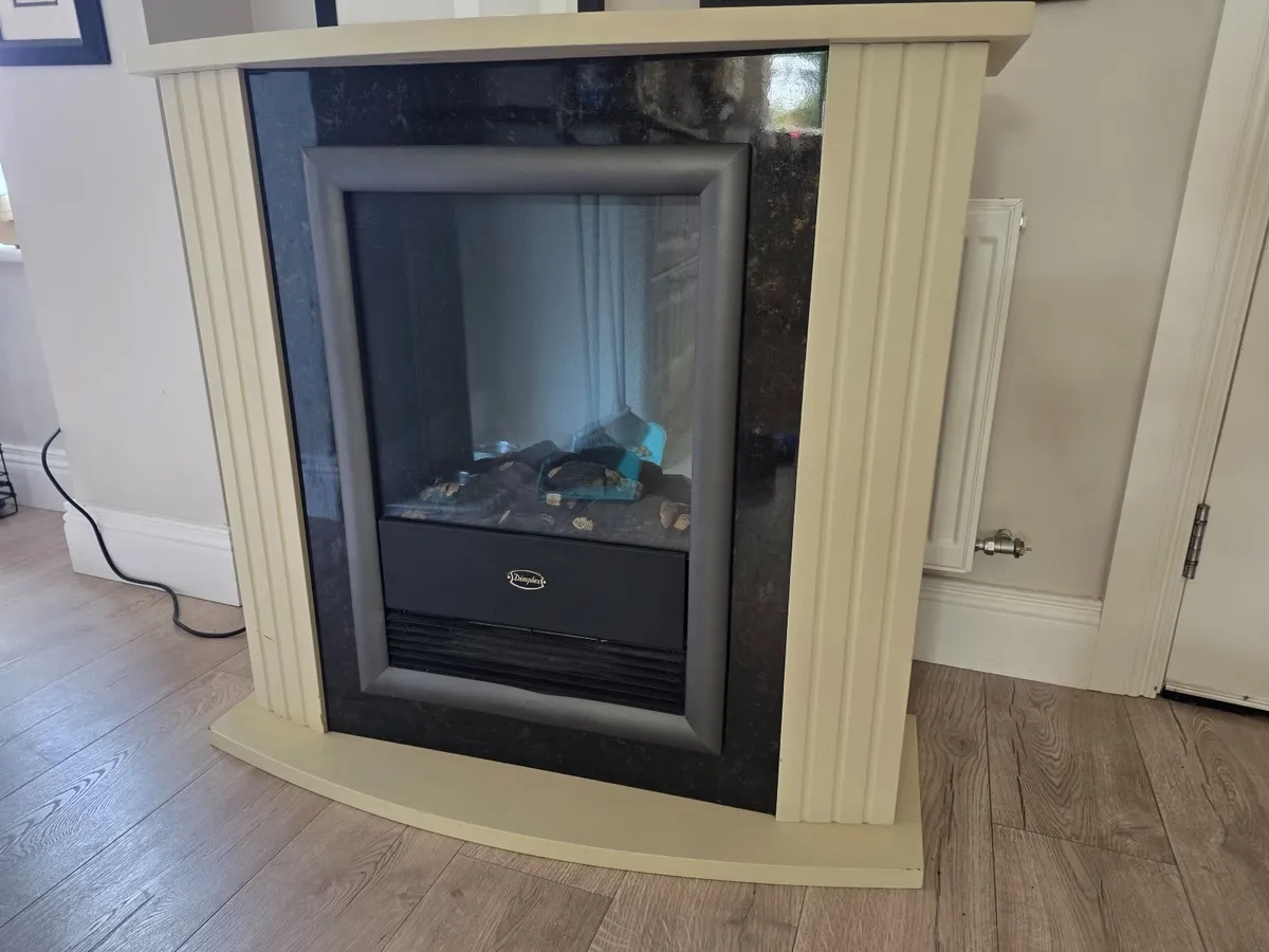 Dimplex Electric Fireplace - Image 4