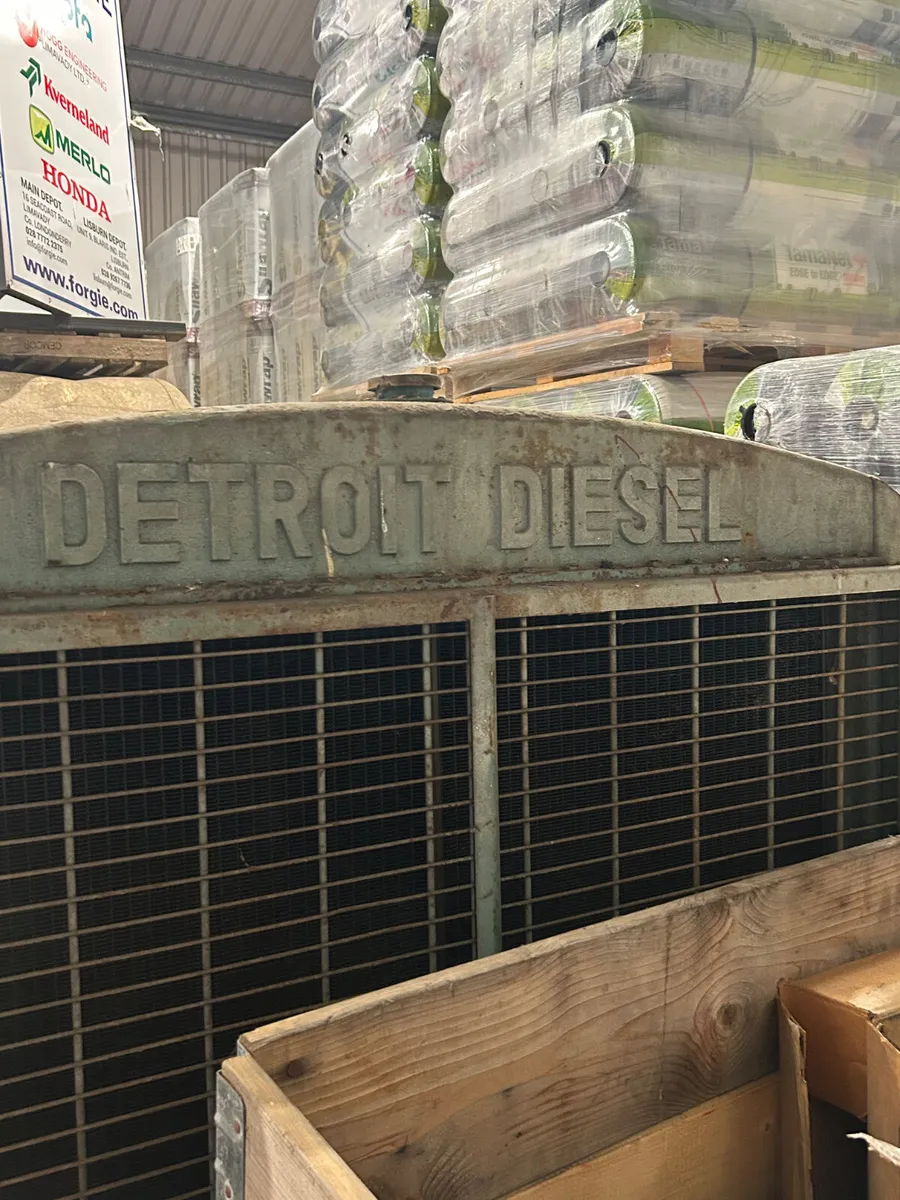 Detroit diesel Generator - Image 2