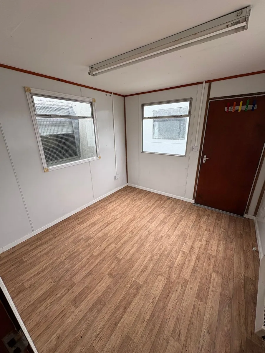 20ft x 10ft (6m x 3m) Split Office Cabin - Image 3