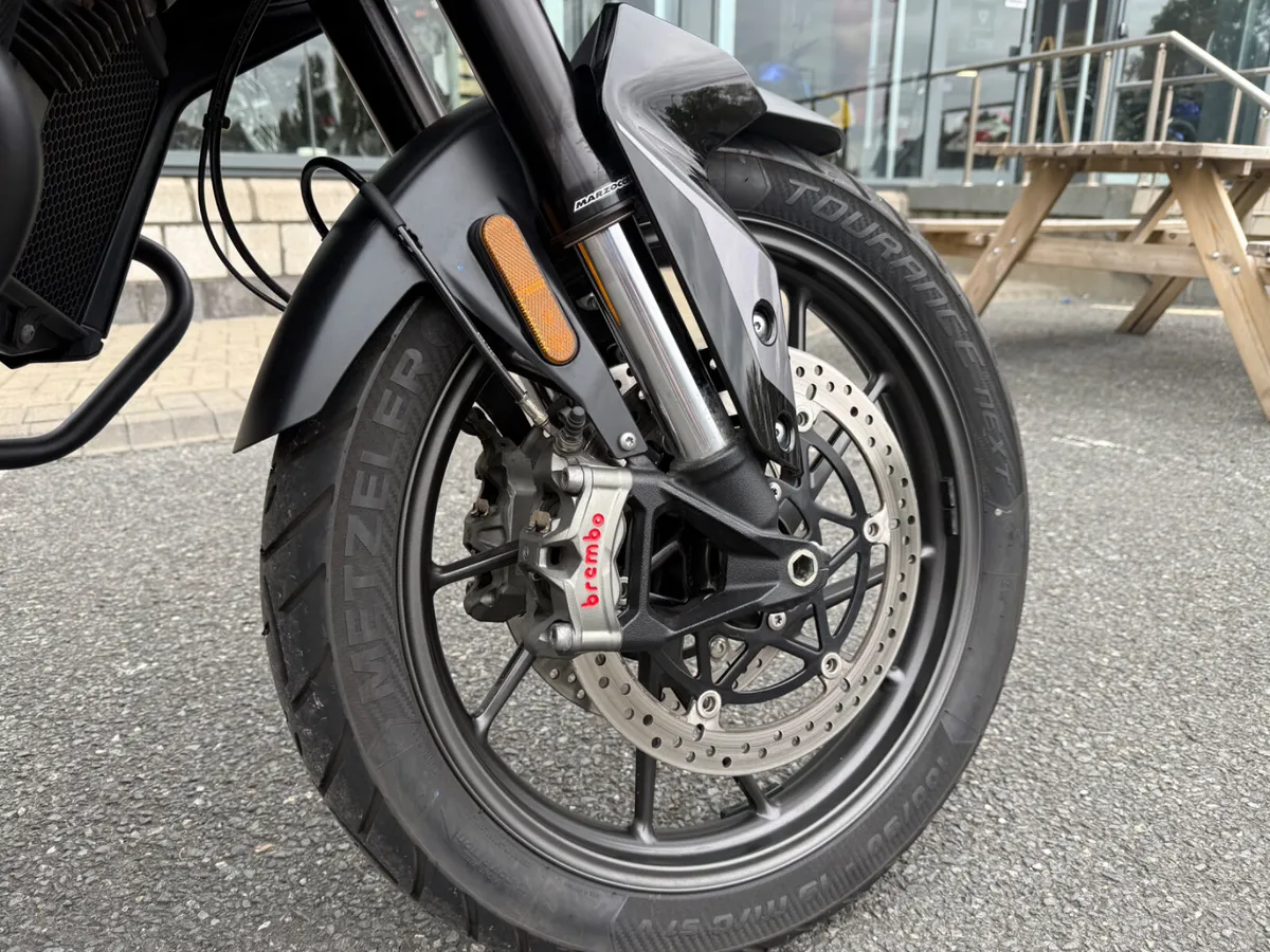 2024 Triumph Tiger 900 GT Pro - Image 3