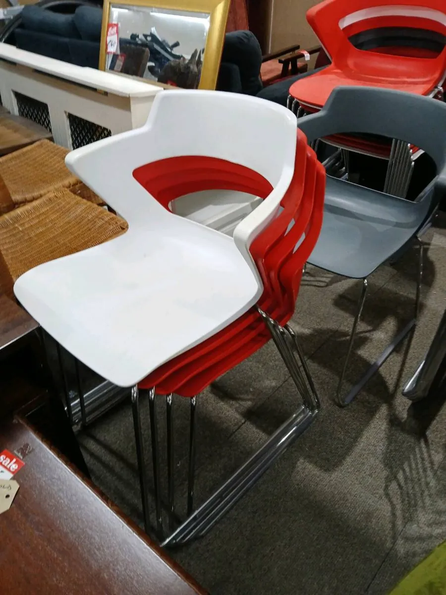 Coloured plastic chairs €25 each - Image 1