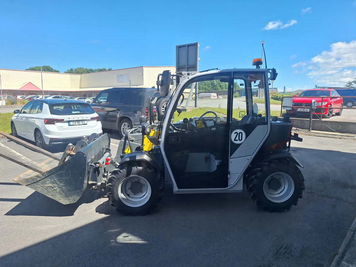 Wacker Neuson TH412 2nd hand AS NEW - Image 4