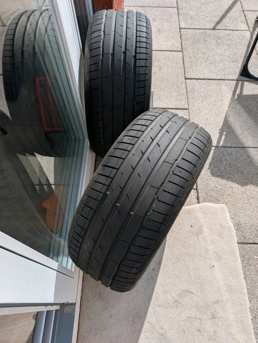 Pair of Hankook Ventus S1 Evo3 EV Tyres - 255/45 - Image 3