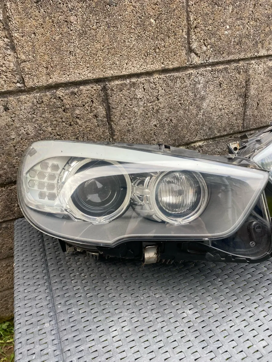 BMW GT 5 headlights - Image 3