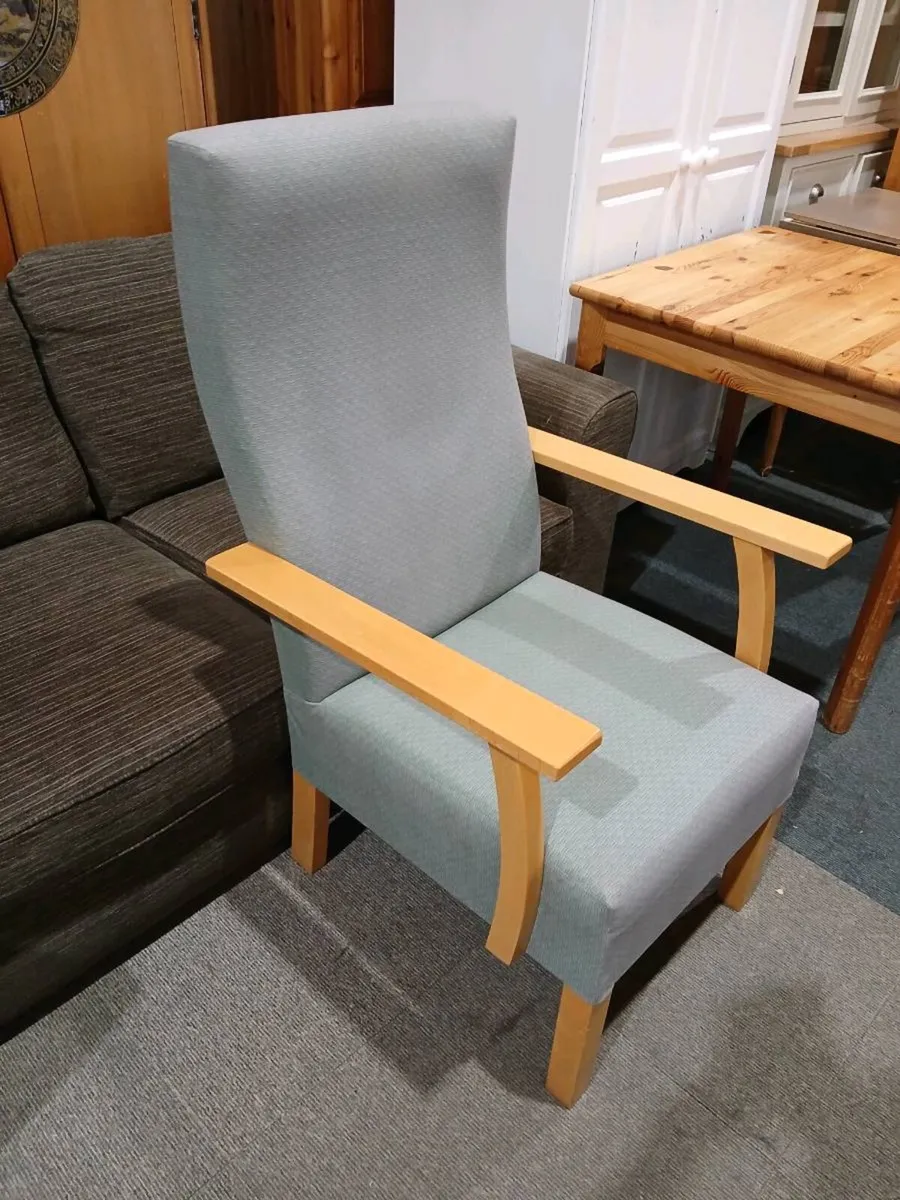 Orthopaedic chairs - Image 2