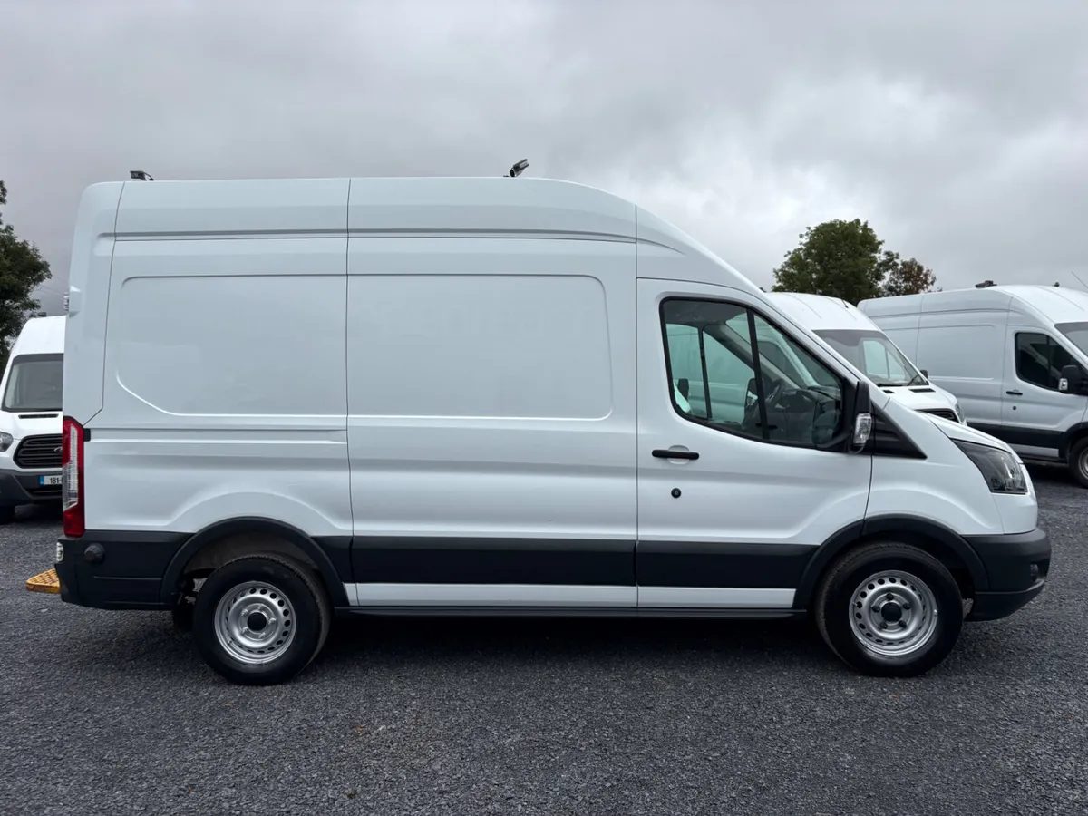 Ford Transit - Image 4