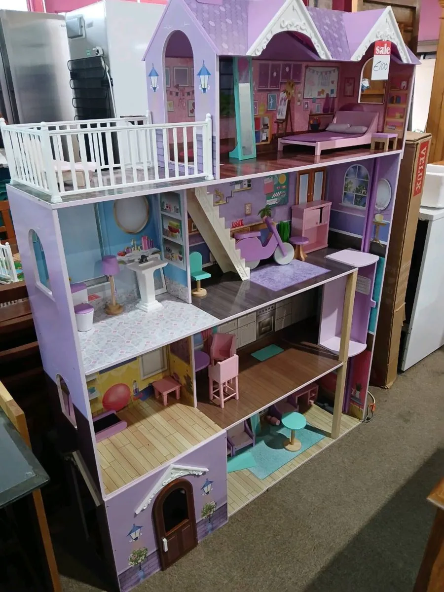 Dolls House - Image 1