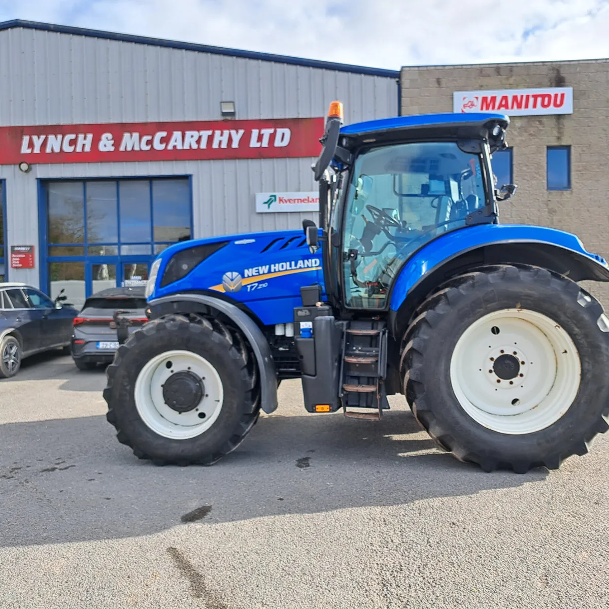 2020 New Holland T7.210 Auto Command - Image 1