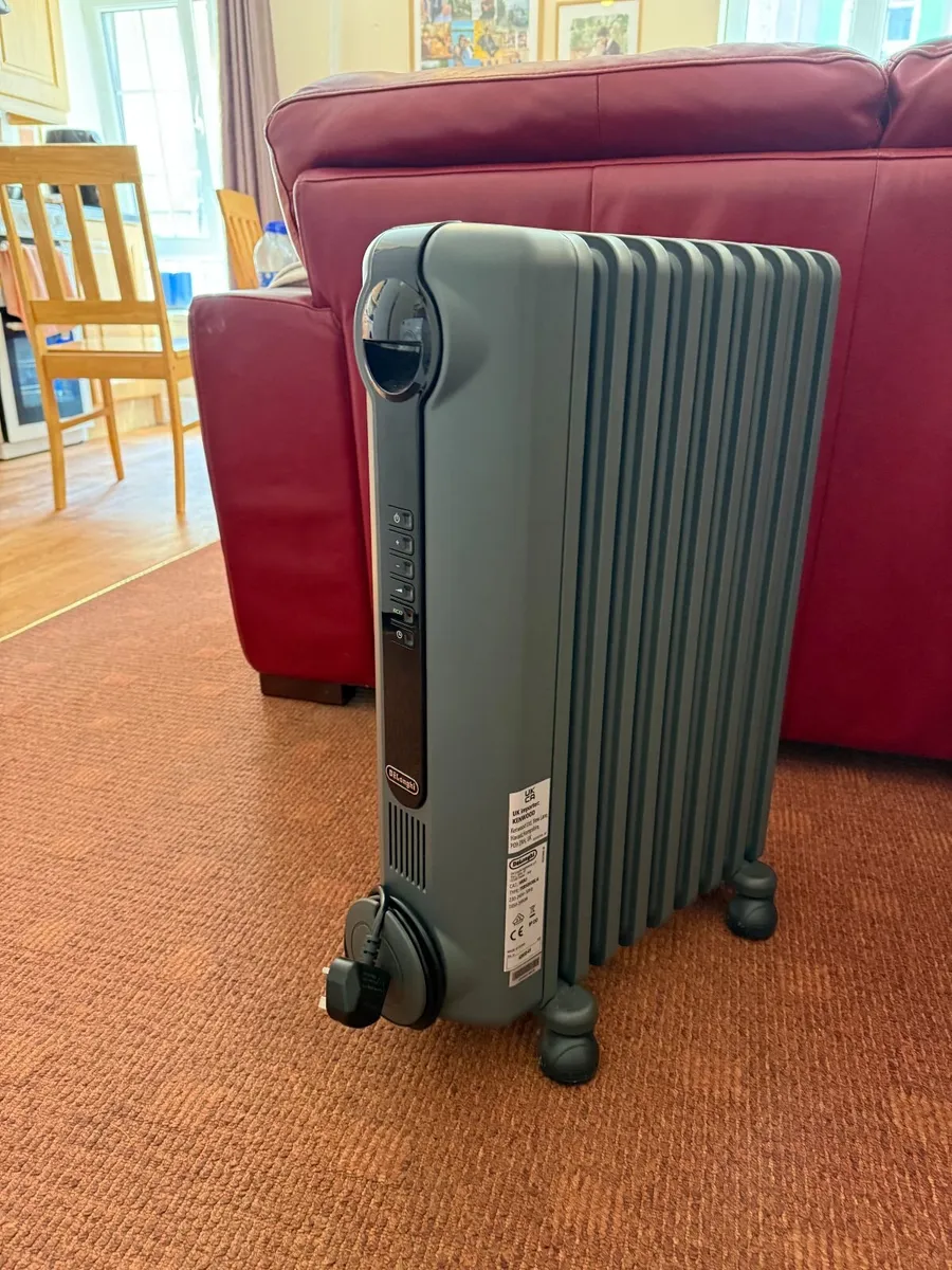 De'Longhi 2kW Oil Filled Radiator - Image 2