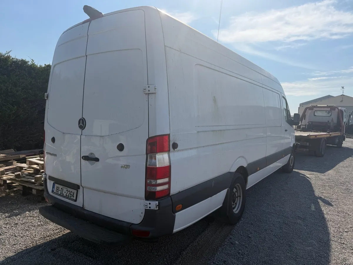 2018 Mercedes sprinter 416 - Image 3