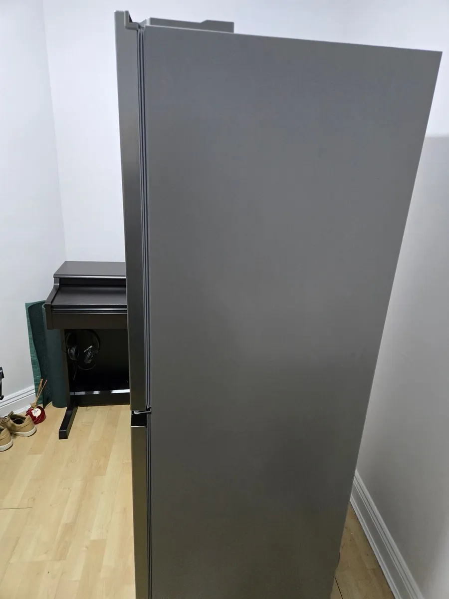 Refridgerator - Image 4