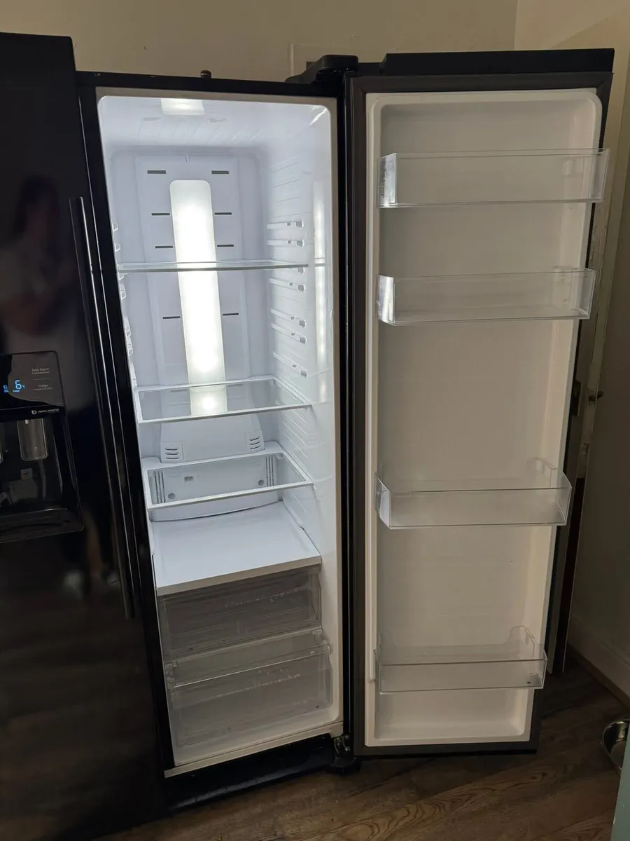 Samsung American Fridge Freezer - Image 2