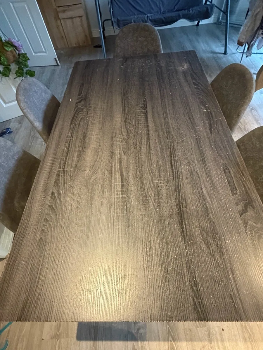 Dinning table and chairs - Image 4