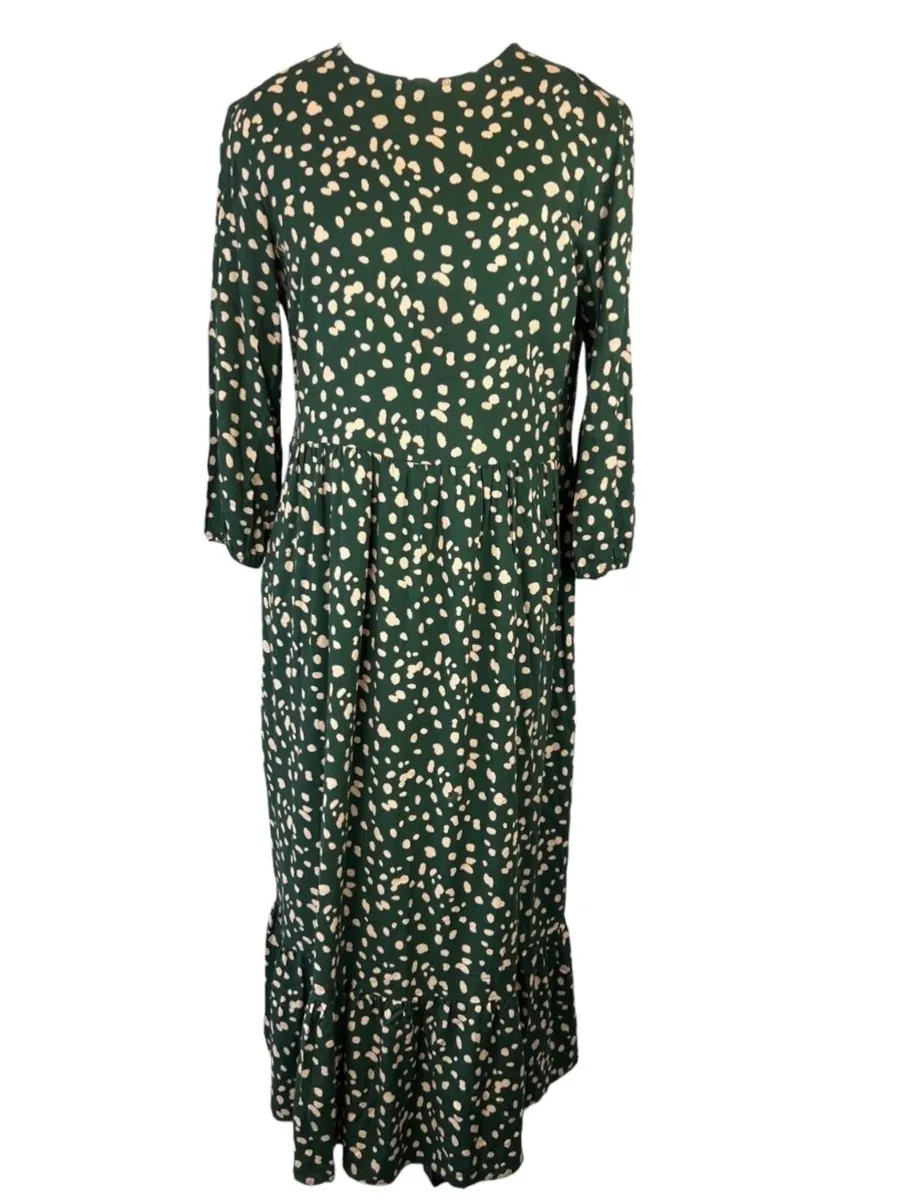 Green Dress: Size 8 but big fitting, suit size 10- - Image 2