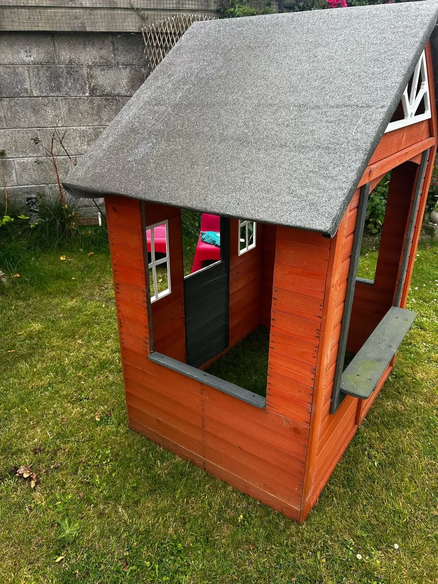 Kids wooden play house. - Image 2
