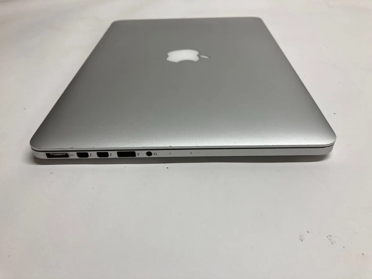 13" Retina MacBook - not working - 2x adapters - Image 4