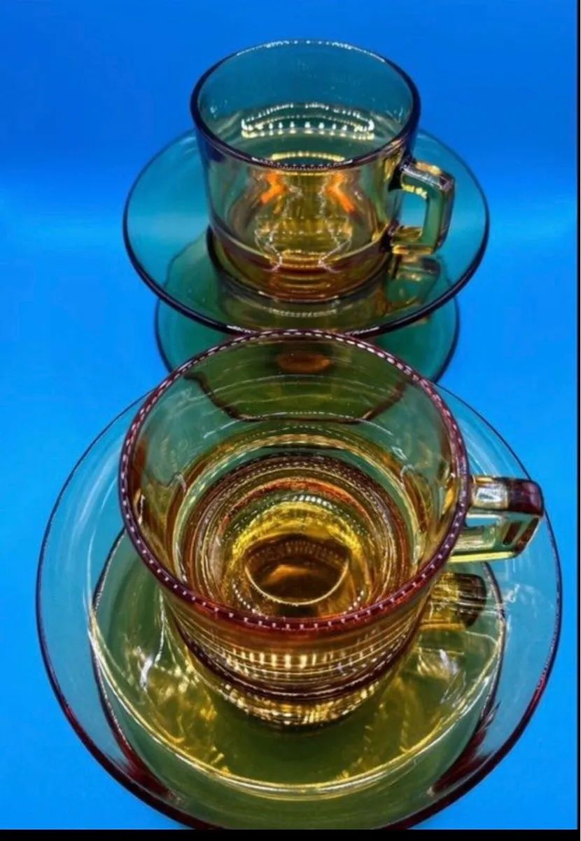 1970s Amber glass coffee cups and saucers - Image 2