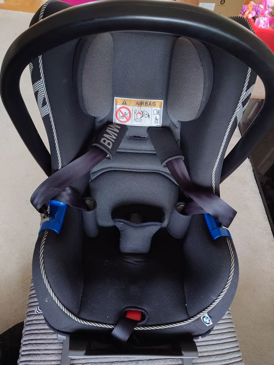 Infant Car Seat with Isofix Base - Image 4
