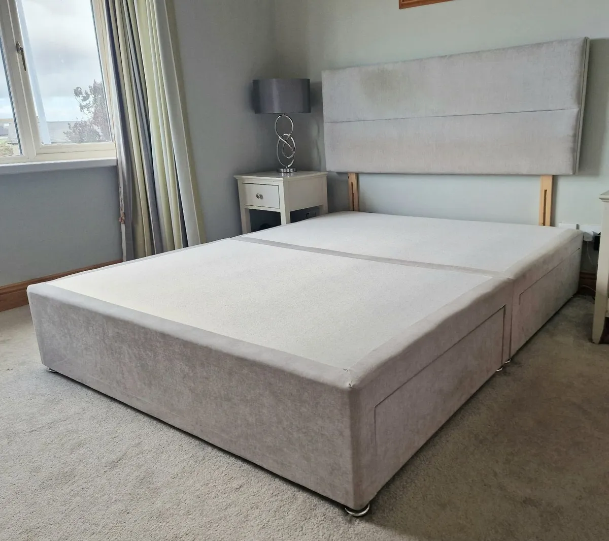 5ft king size Headboard and divan baseboard - Image 2
