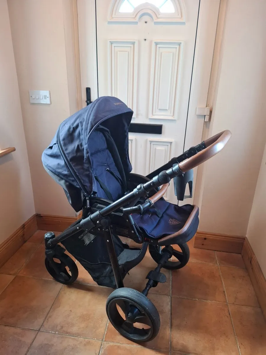 Venicci Travel System - Image 4