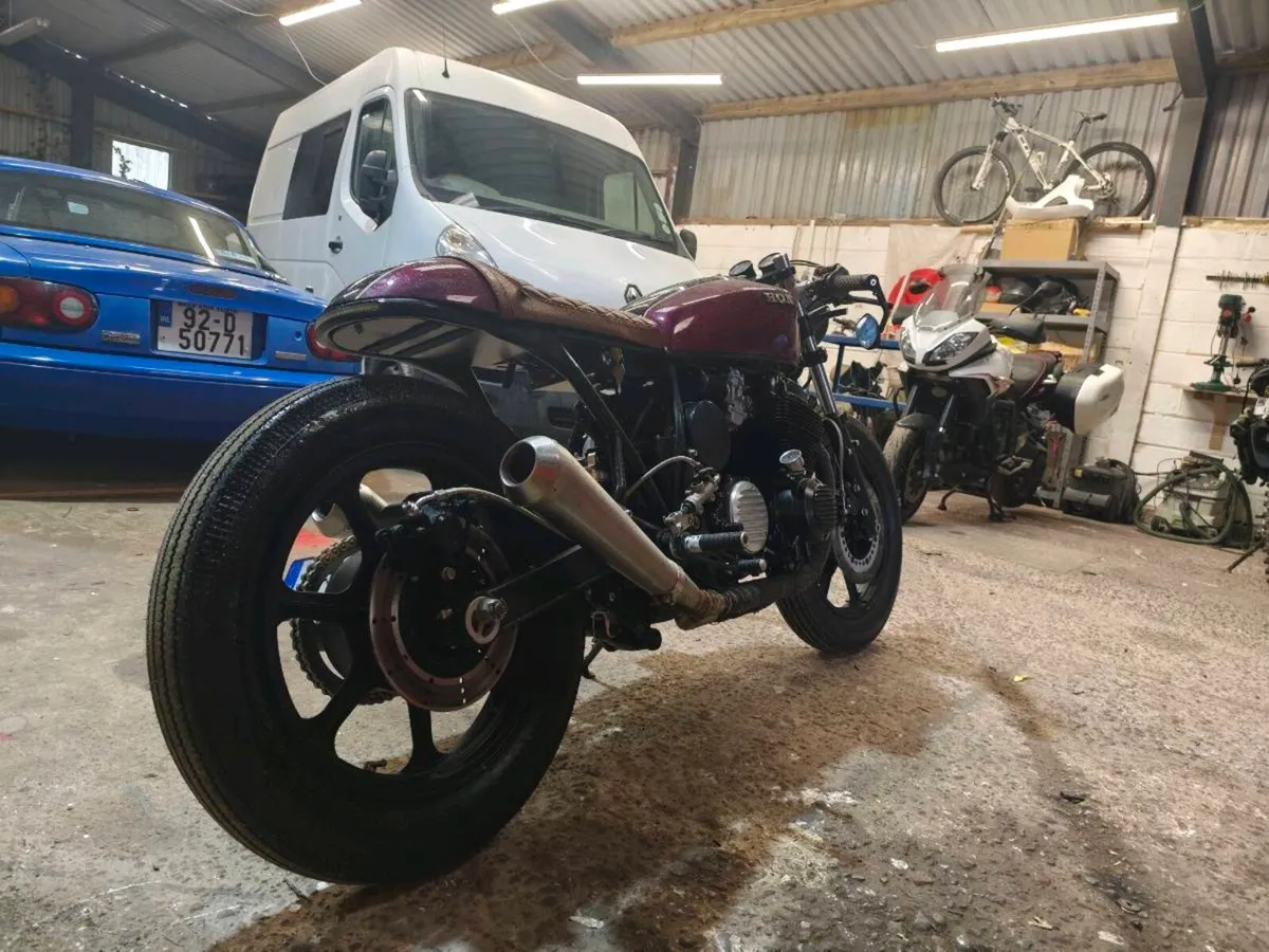 1977 honda cb750 - Image 4