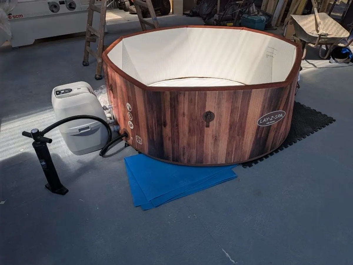 Inflatable Hot Tub - Only used once - Image 1