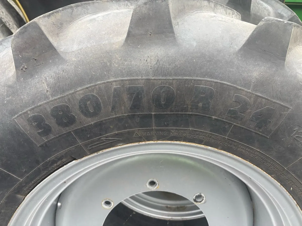 New holland/case wheels - Image 4