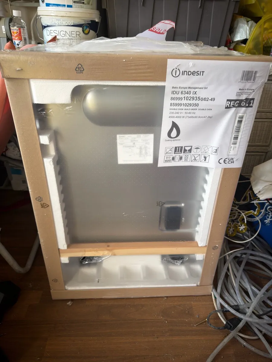 Indesit Integrated Double Electric Oven - Image 3