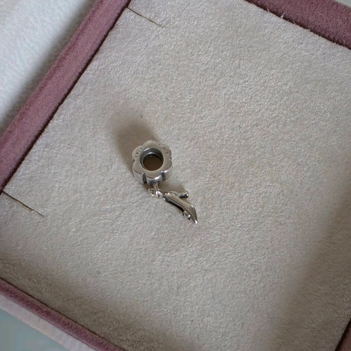 Pandora shoe charm in great condition hallmarked - Image 1
