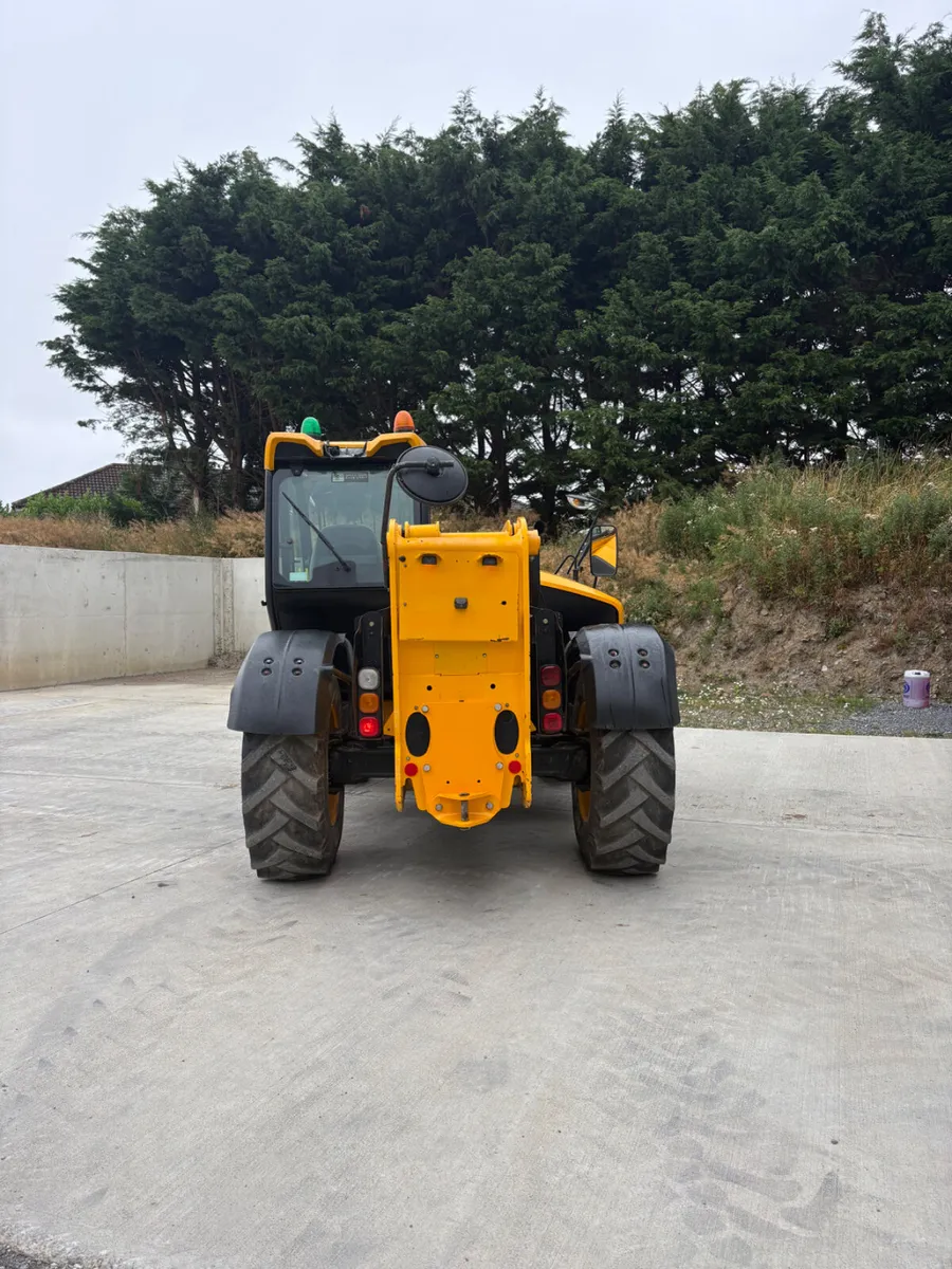 2019 JCB 535-95 - Image 4