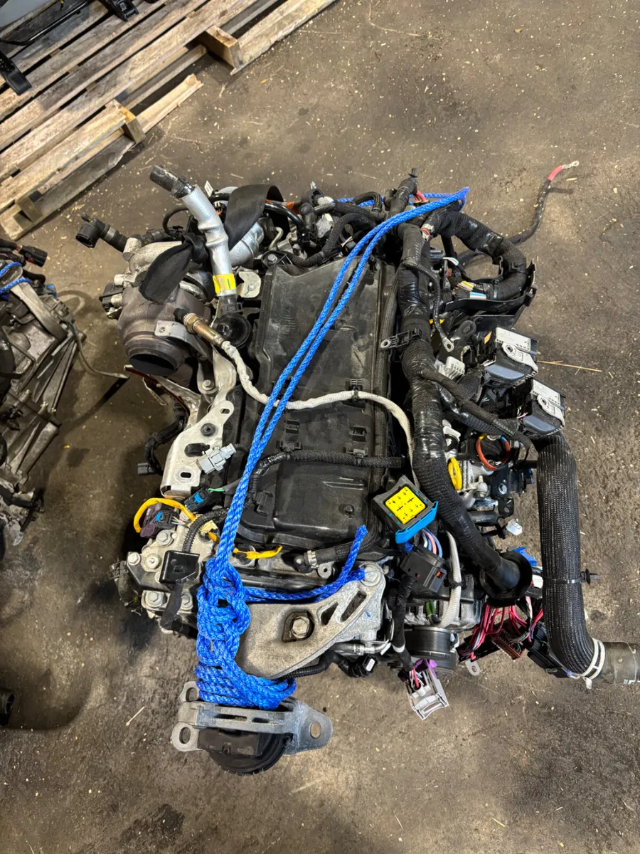 2L  Renault traffic engine & box - Image 3